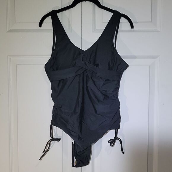 WOMEN'S Black Twist One Piece Swim Suit - Picture 2 of 6